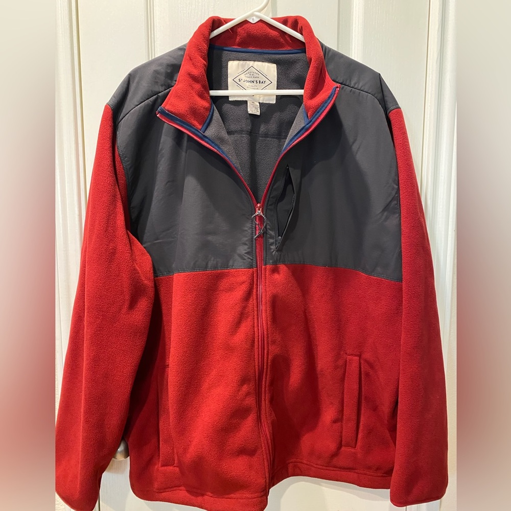 St. John’s Bay XXL Men’s Zip Up Jacket